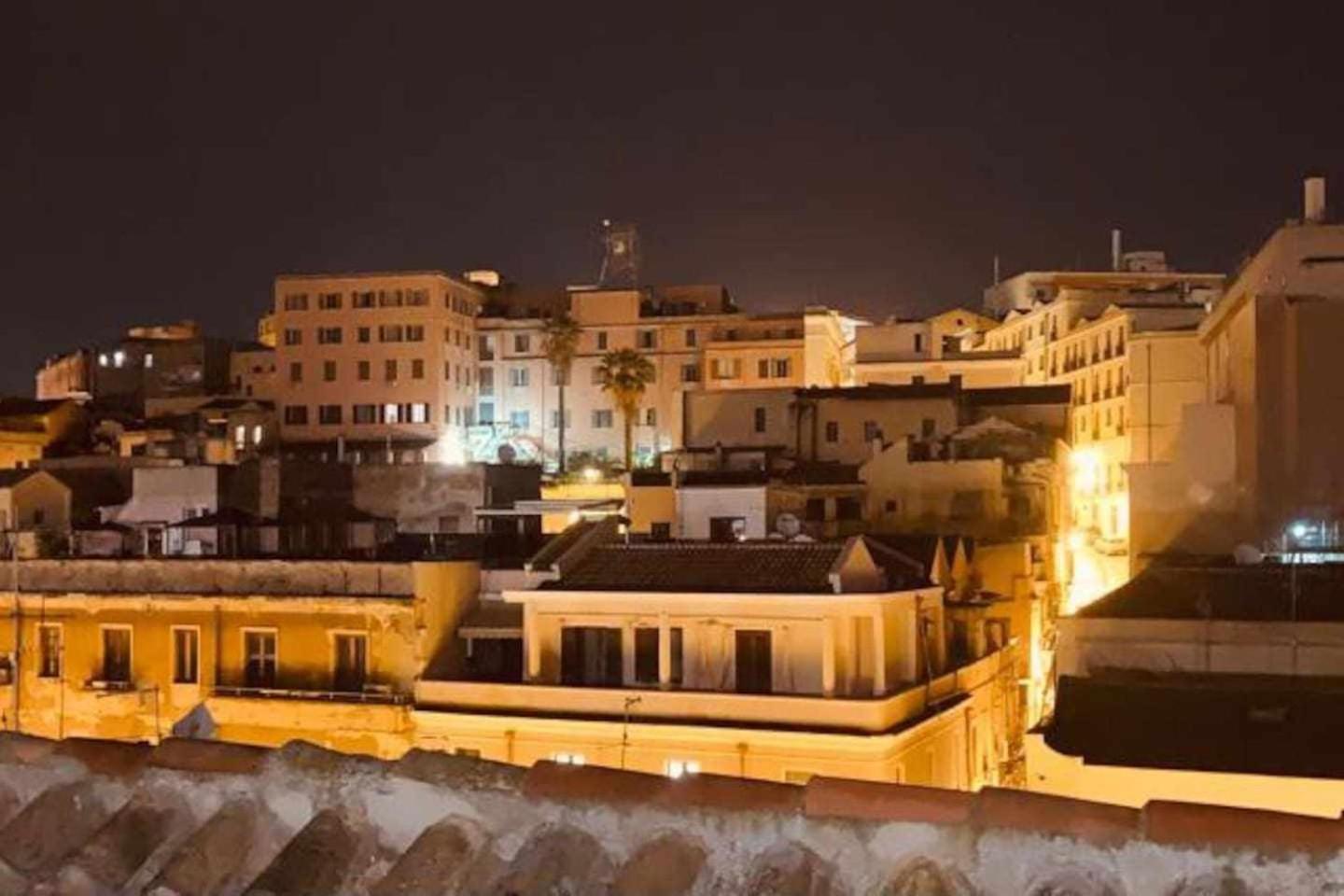شقة My Exclusive Cavour Loft Da Sogno A كالياري المظهر الخارجي الصورة
