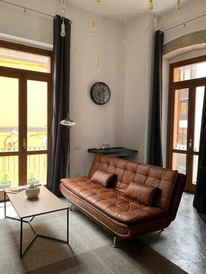 شقة My Exclusive Cavour Loft Da Sogno A كالياري المظهر الخارجي الصورة