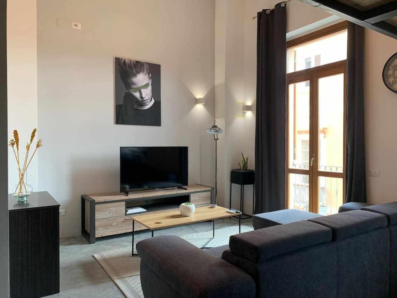 شقة My Exclusive Cavour Loft Da Sogno A كالياري المظهر الخارجي الصورة