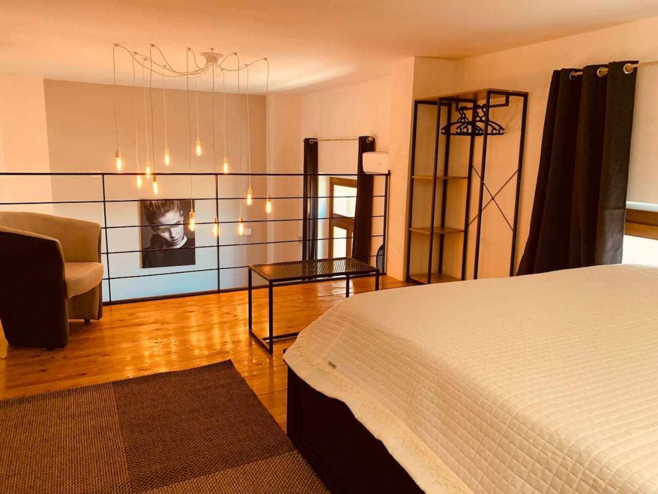 شقة My Exclusive Cavour Loft Da Sogno A كالياري المظهر الخارجي الصورة